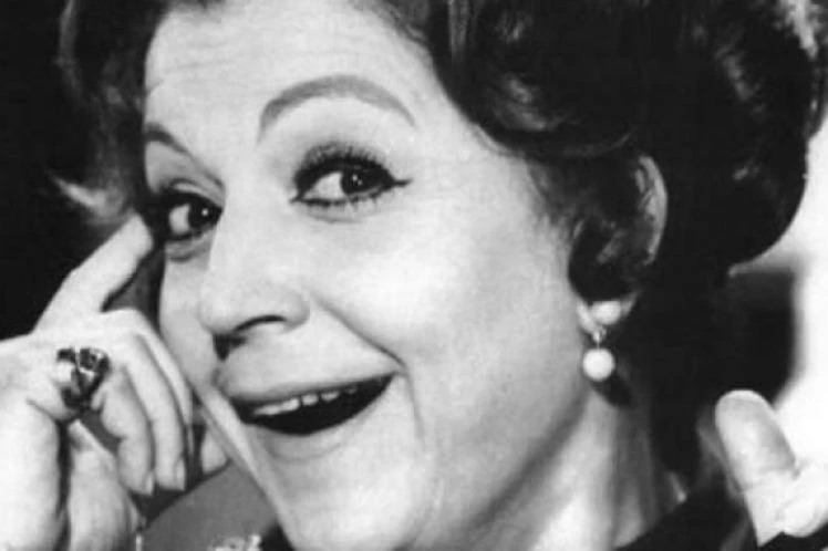 Η άγνωστη ιστορία για τη Ρένα Βλαχοπούλου! «Εκείνος είχε αρρωστήσει πολύ βαριά από καρκίνο και η Ρένα…»